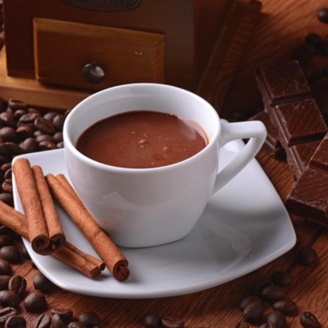  La cioccolata, la bevanda degli dei aromatizzata con cannella, peperoncino o vaniglia